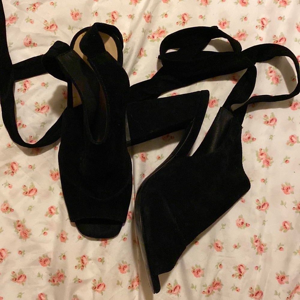 Women’s Chinese Laundry Kristin Cavallari Heeled Bootie size 8.5.